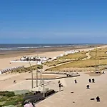 Apartment Steps From The Quiet Seaside Path Middelkerke