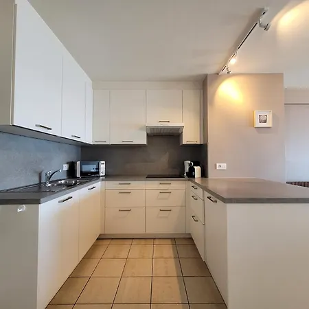 Steps From The Quiet Seaside Path Middelkerke